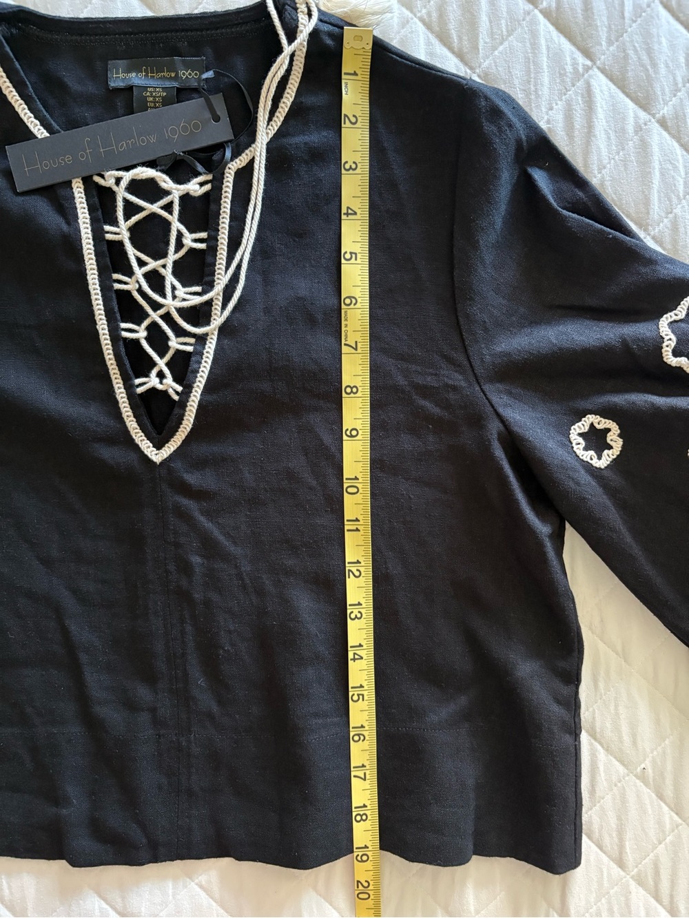 NWT House of Harlow 1960 Black Embroidered Lace-Up Peasant Blouse - Picture 5 of 9